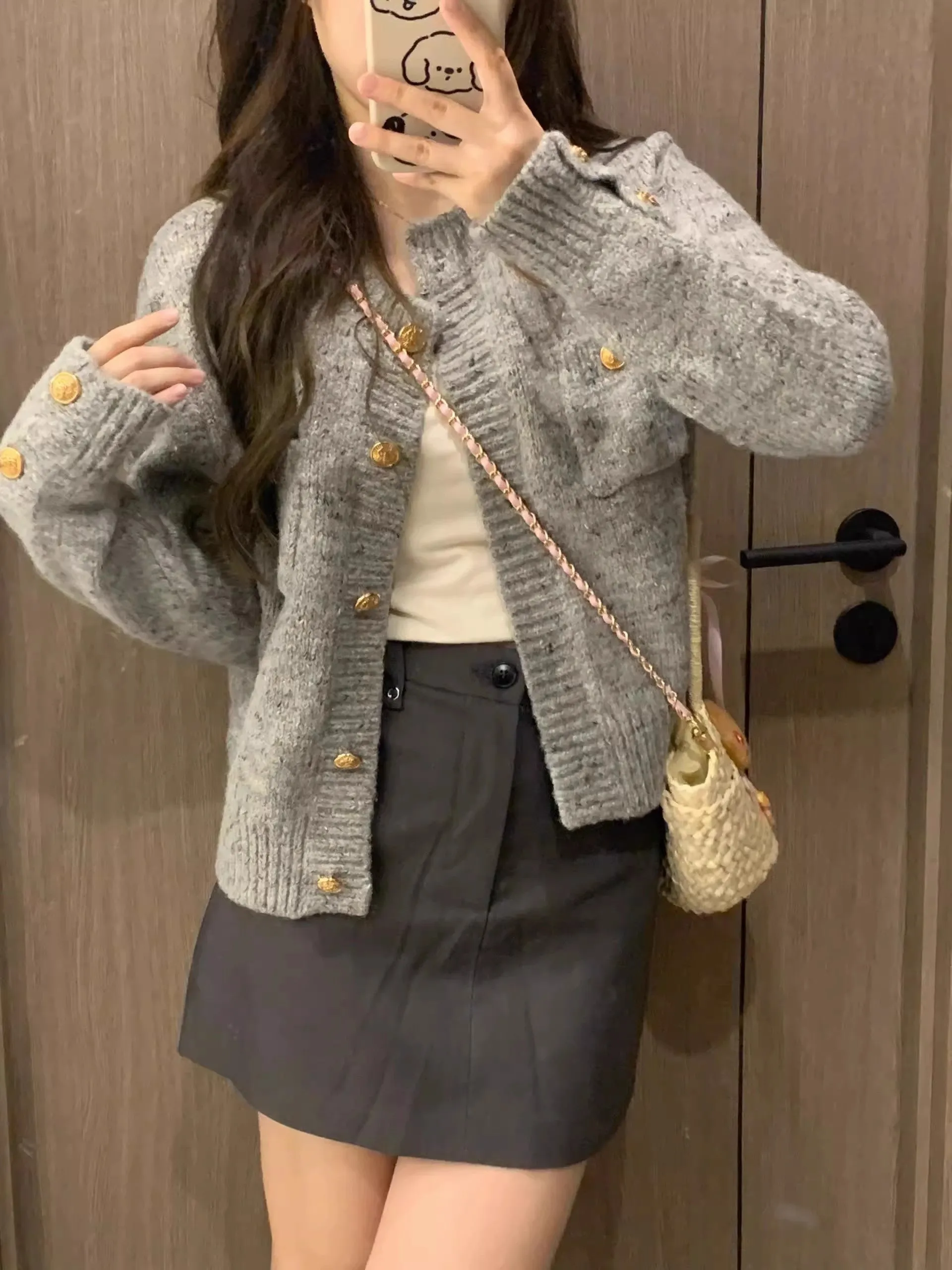 2023 new style gray knitted sweater jacket women's  cardigan top      S3389