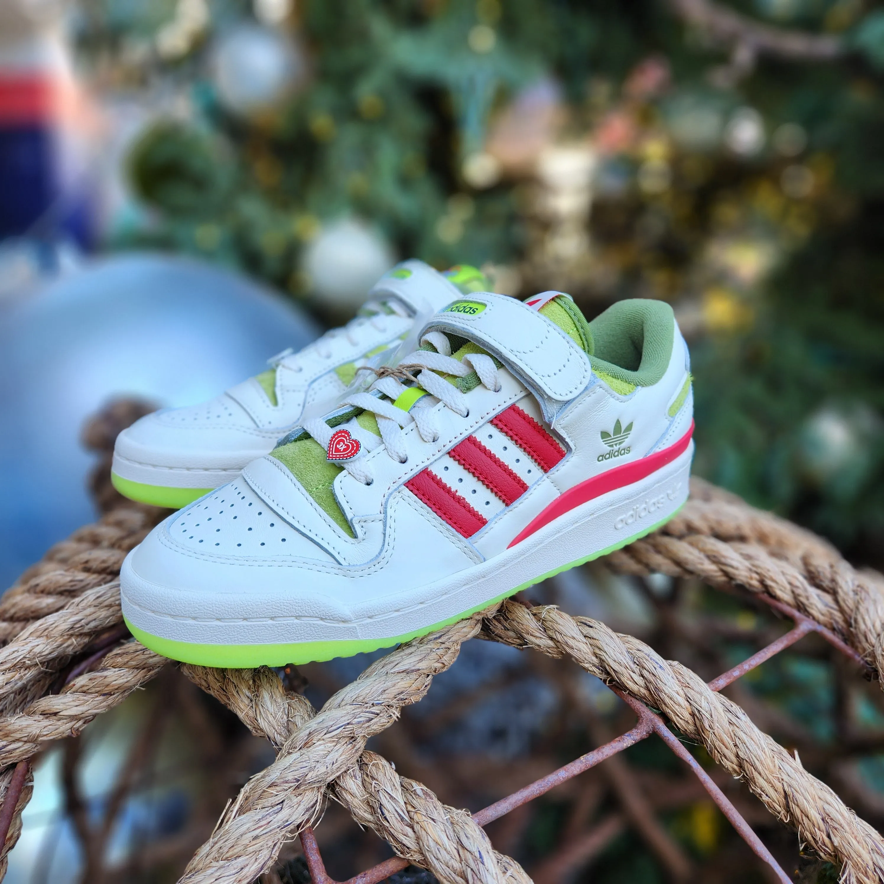 ADIDAS FORUM "THE GRINCH"