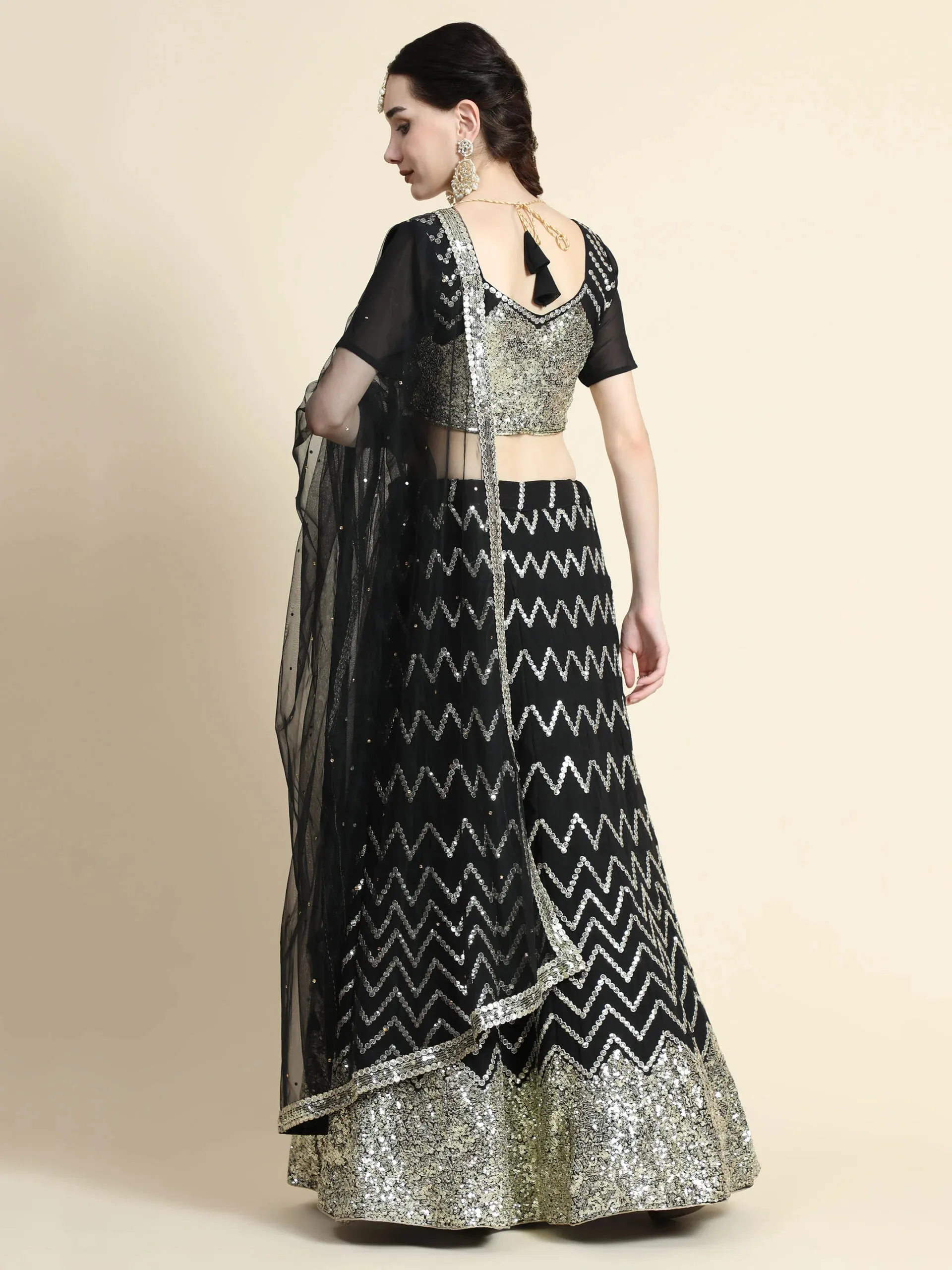 DESIGNER-BREATHTAKING-BLACK-SEQUENCE-LEHENGA