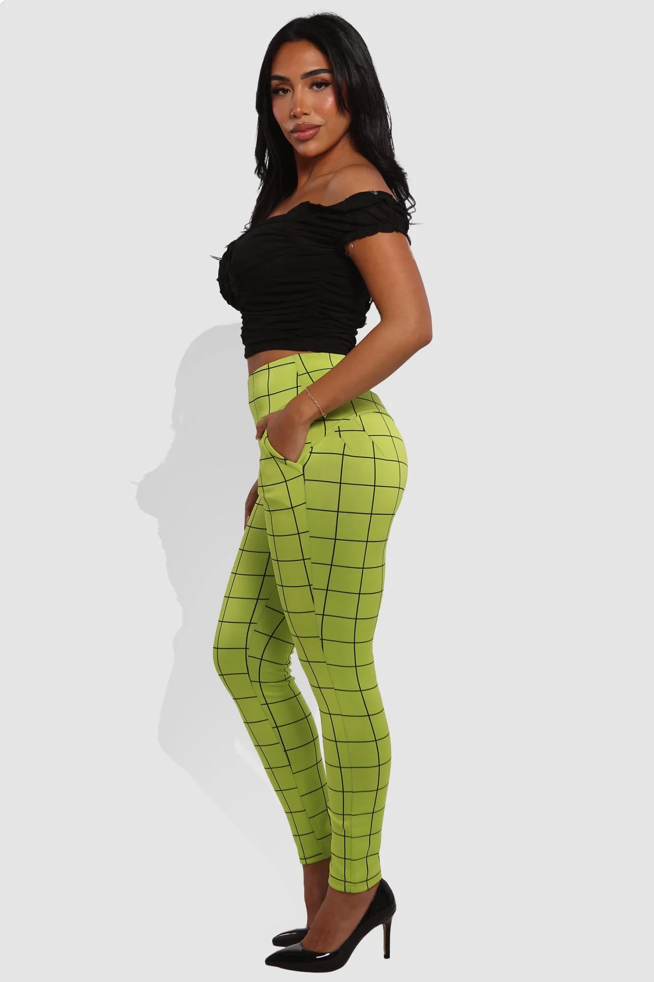 High Waist Sculpting Treggings With Front Pockets - Green, Black Plaid