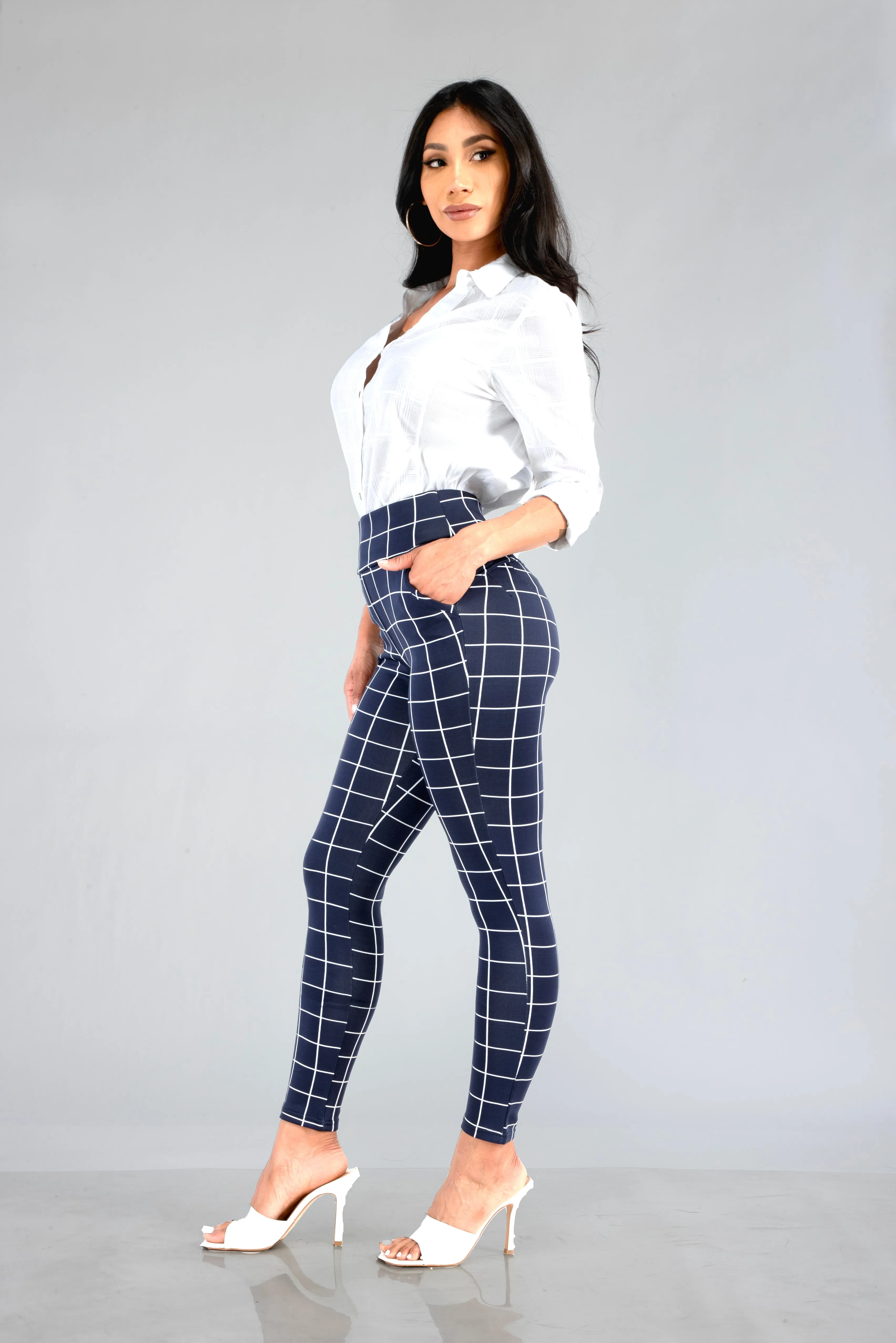 High Waist Sculpting Treggings With Front Pockets - Navy & White Plaid