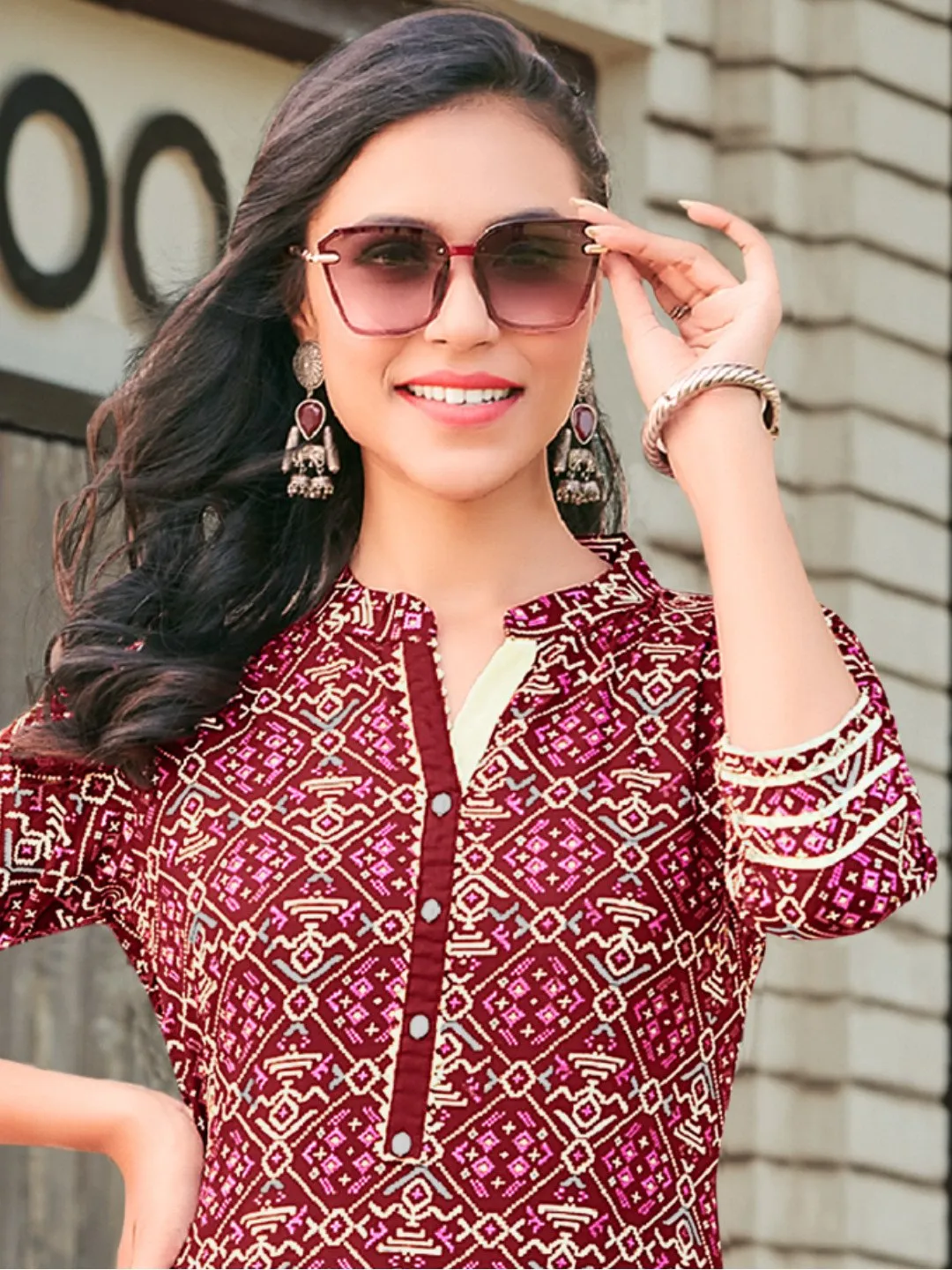 Mandarin Neck Red Printed Slub Rayon Kurti With White Pencil Pants