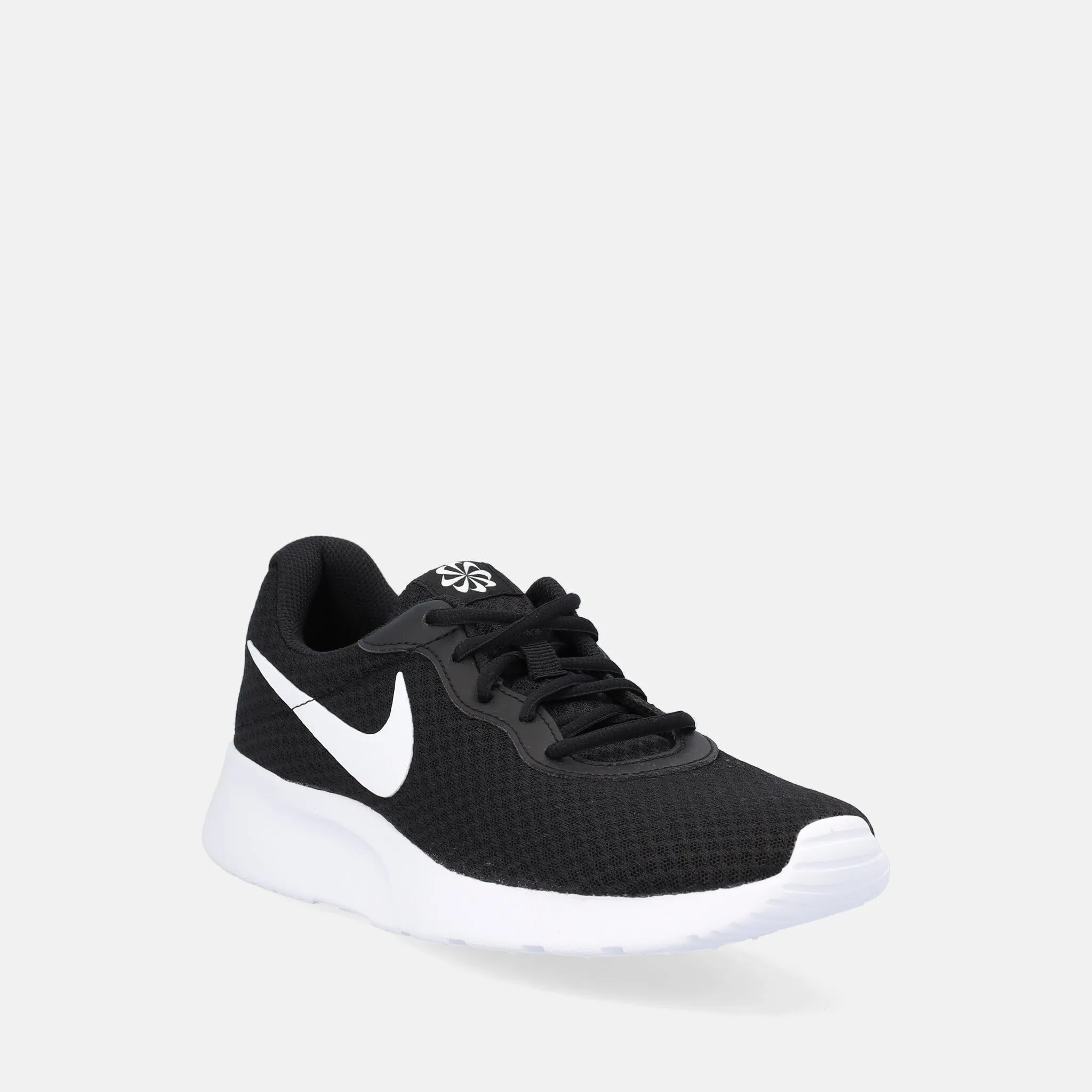 NIKE TANJUN