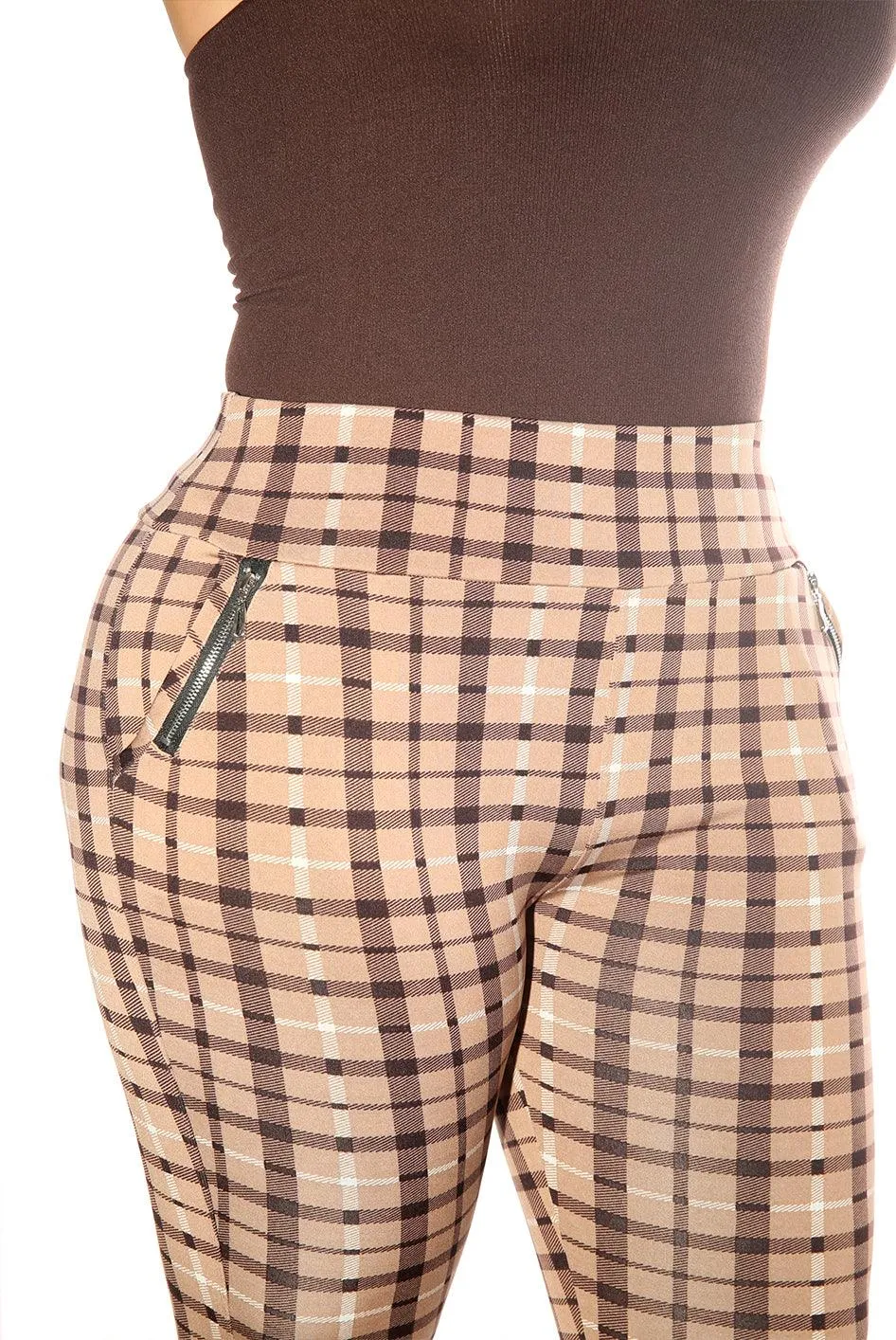 Plus Size Treggings With Zipper Pocket Trim - Tan & Brown Plaid