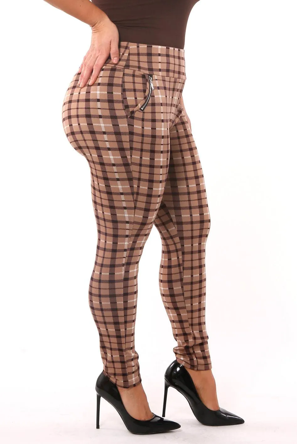 Plus Size Treggings With Zipper Pocket Trim - Tan & Brown Plaid