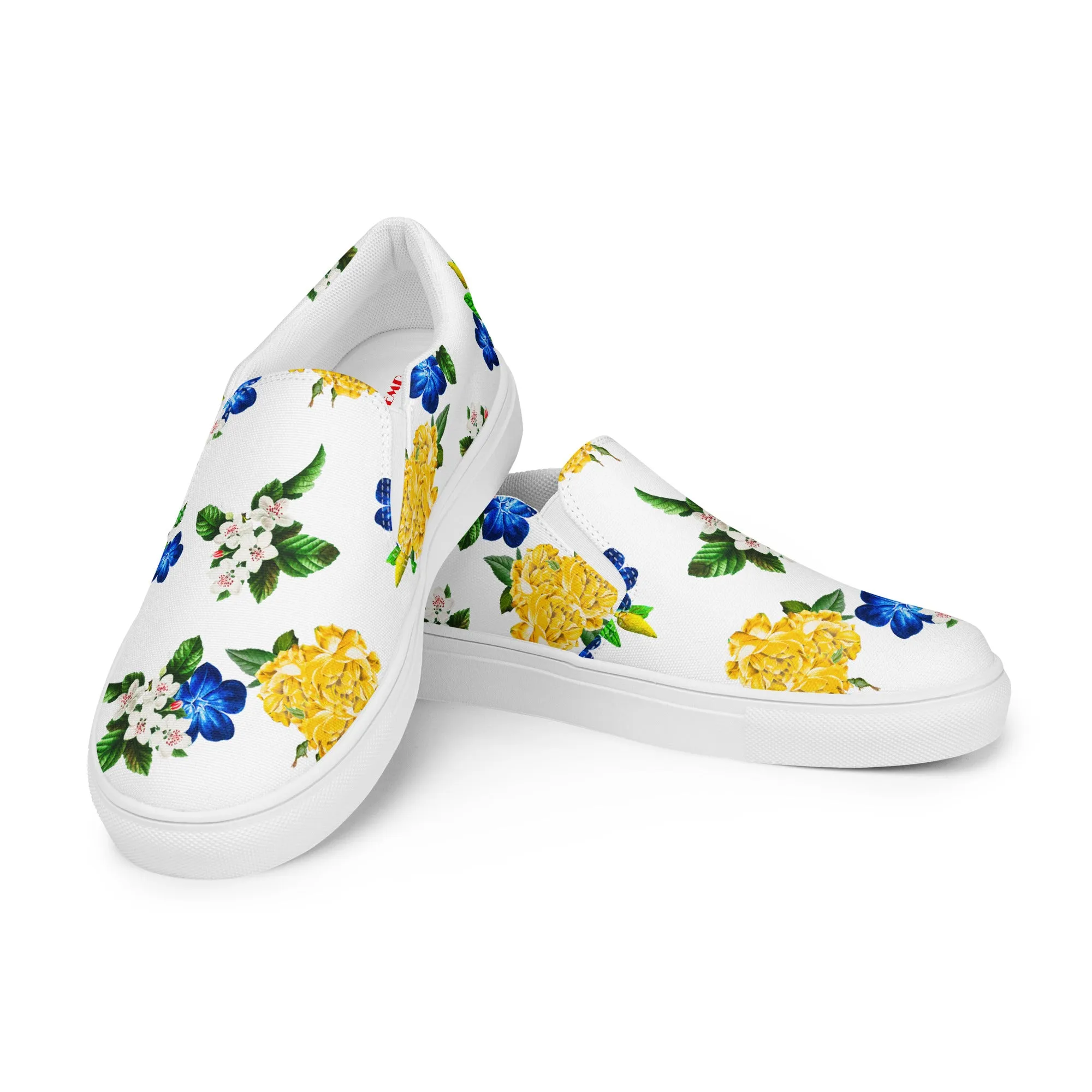 Women’s slip-on canvas shoes